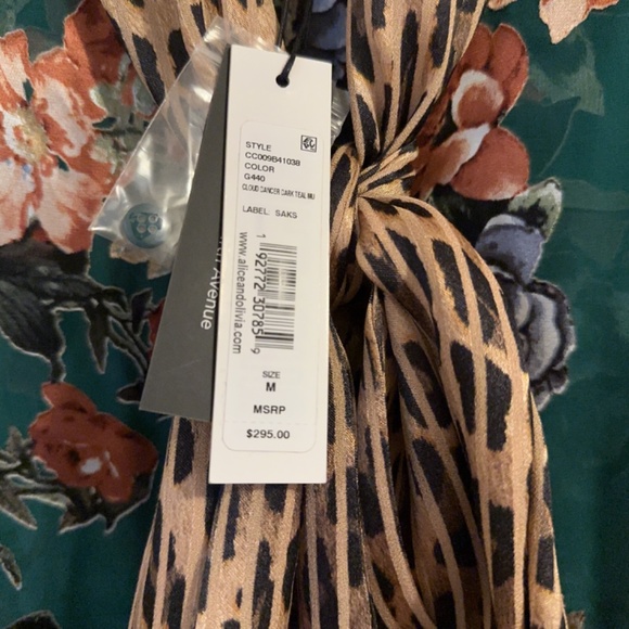 Alice + Olivia Jeannie Tie-Neck Leopard & Floral Blouse M NWT - Picture 7 of 7